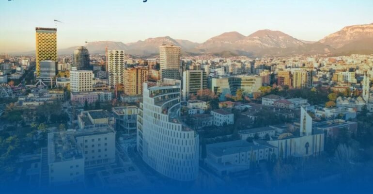 web cover akademia (10)